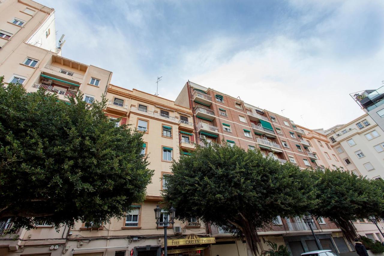 Apartment Near The Marina, Valencia Ngoại thất bức ảnh
